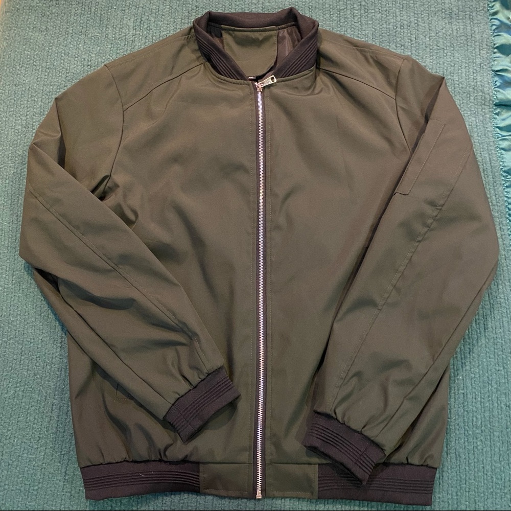 Essential Army Green Zip-Up Bomber Jacket